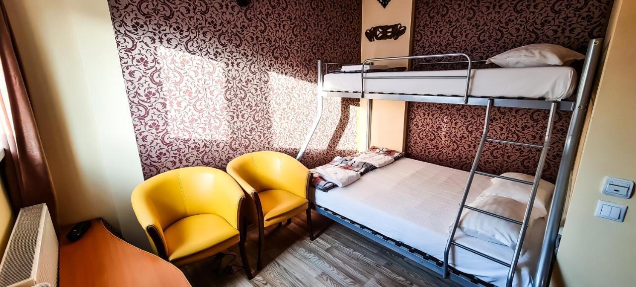 5 Stars High Bucharest